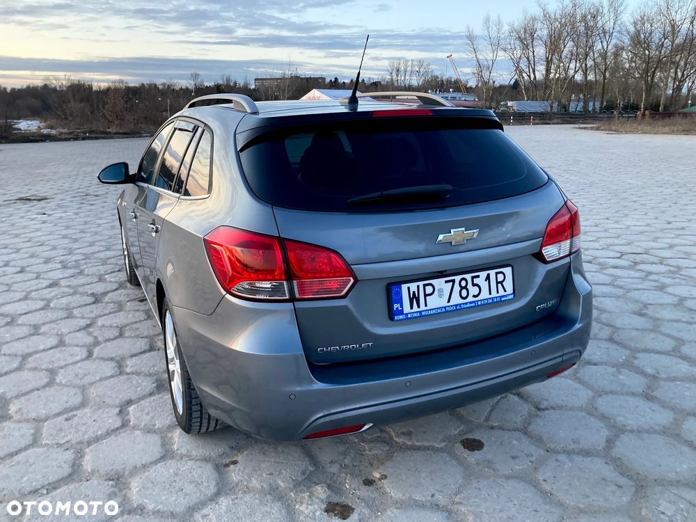 Chevrolet Cruze - 12