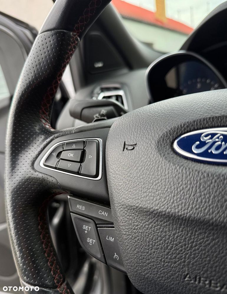 Ford Kuga 2.0 TDCi AWD ST-Line - 29