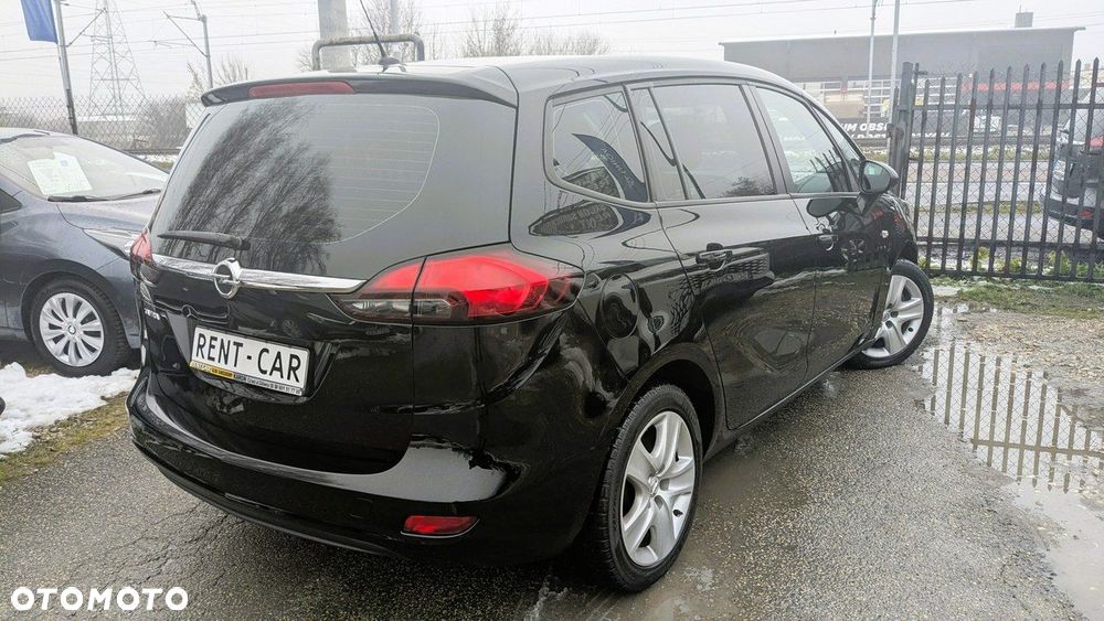 Opel Zafira - 11