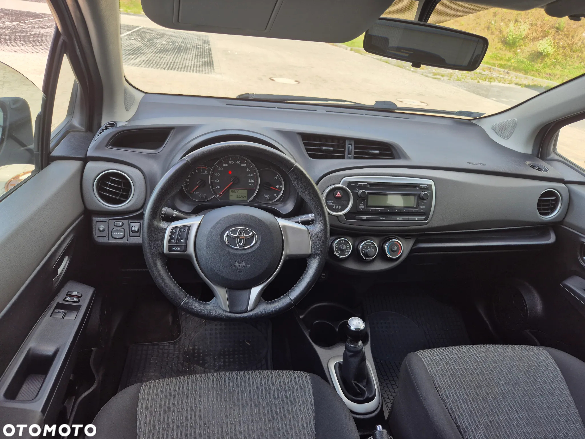 Toyota Yaris 1.0 Life - 10