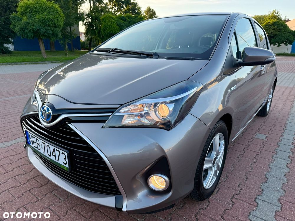 Toyota Yaris 1.5 VVT-i Comfort mit Design Paket - 14