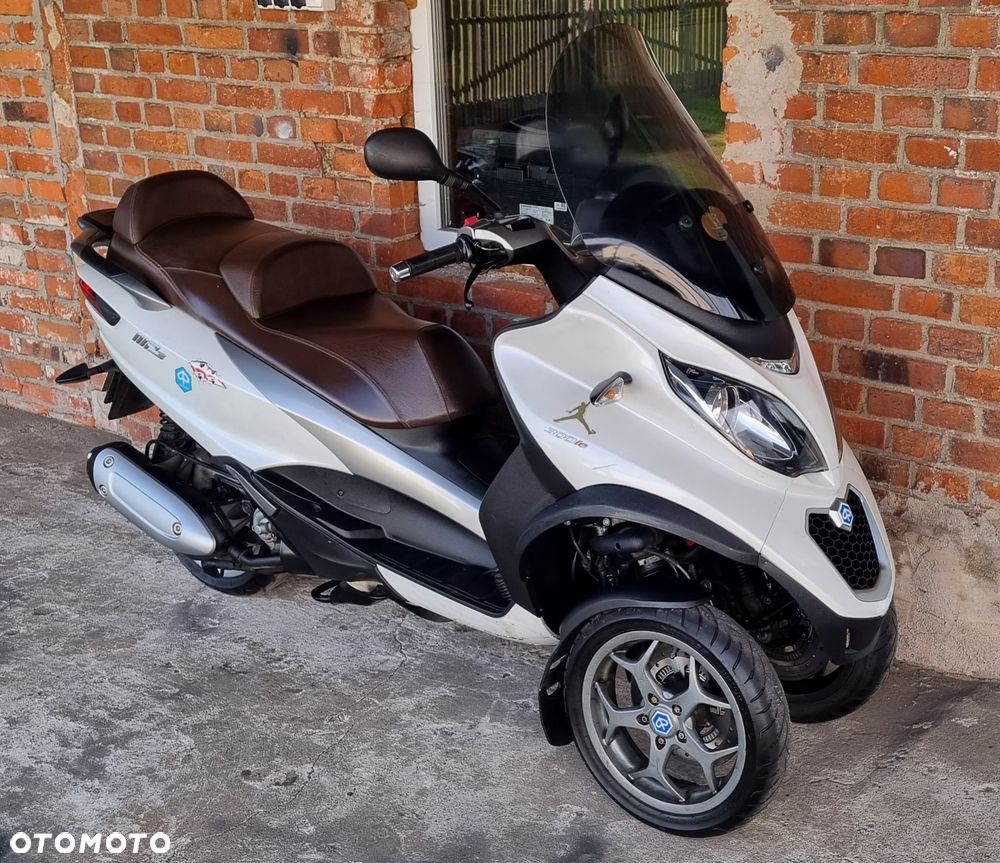 Piaggio MP-3