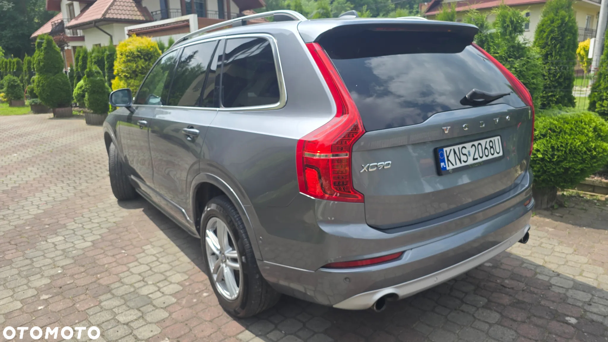 Volvo XC 90 B5 D AWD Geartronic Momentum - 4