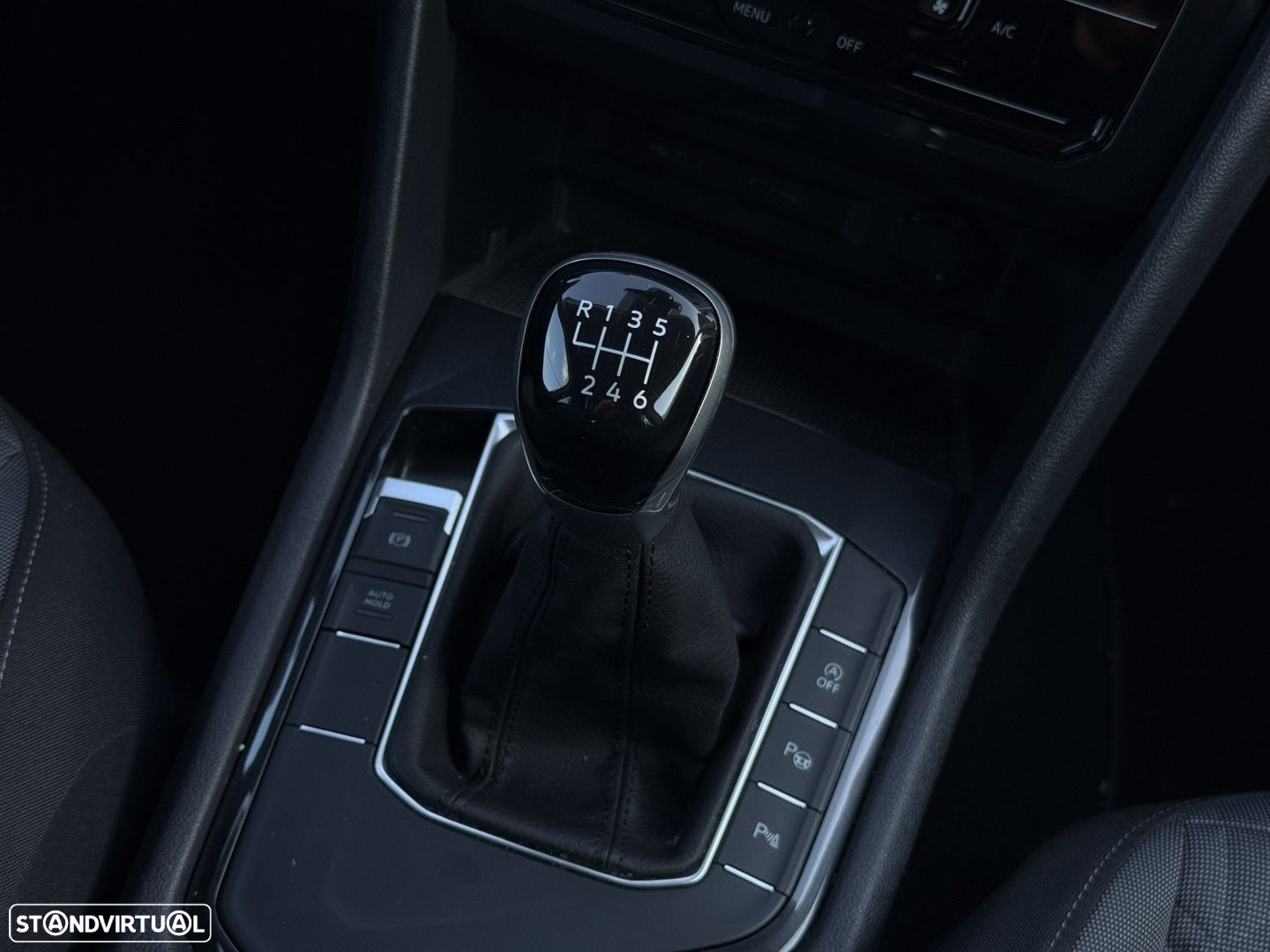VW Tiguan 2.0 TDI - 19