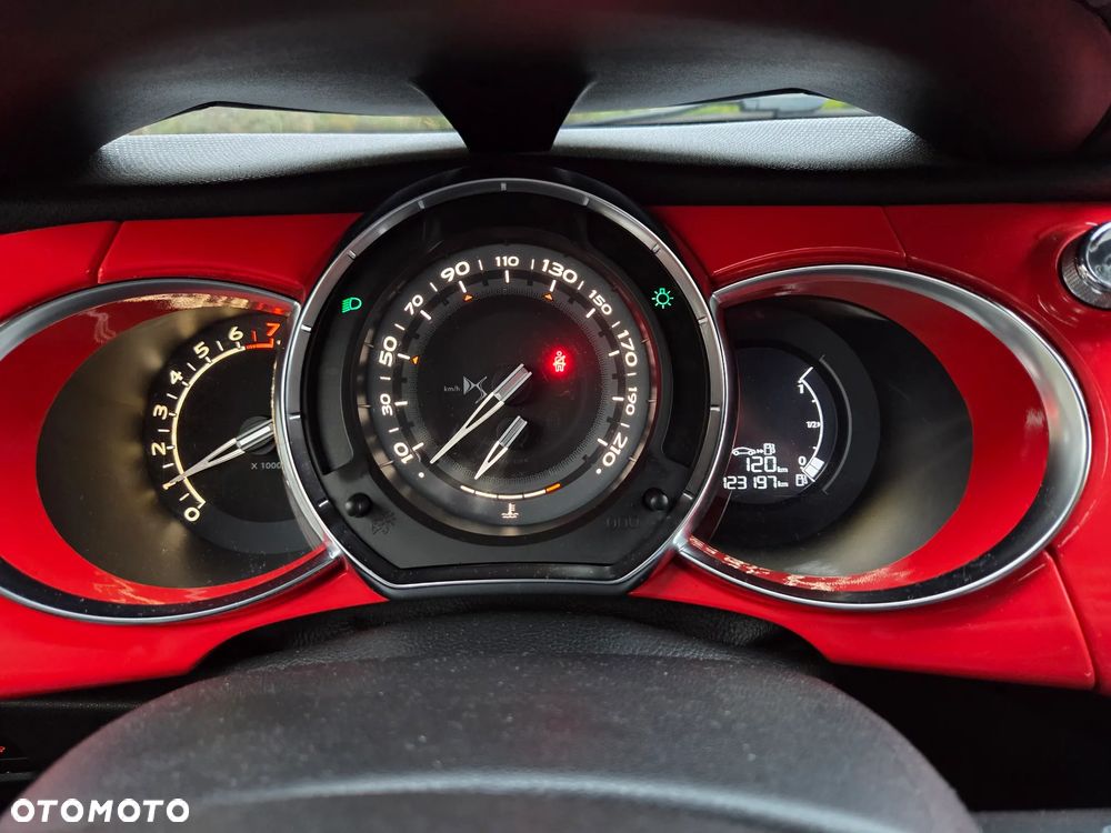 DS Automobiles DS 3 - 40