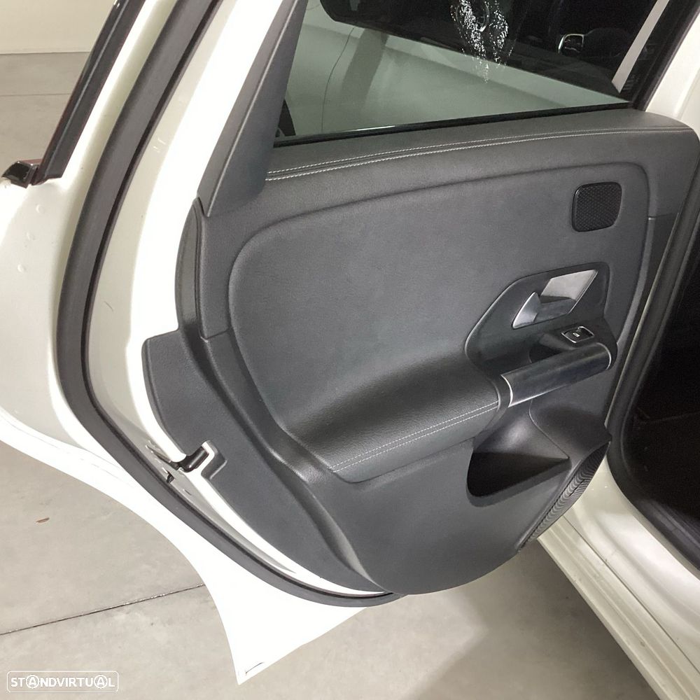 Mercedes-Benz B 180 d 7G-DCT Progressive - 9
