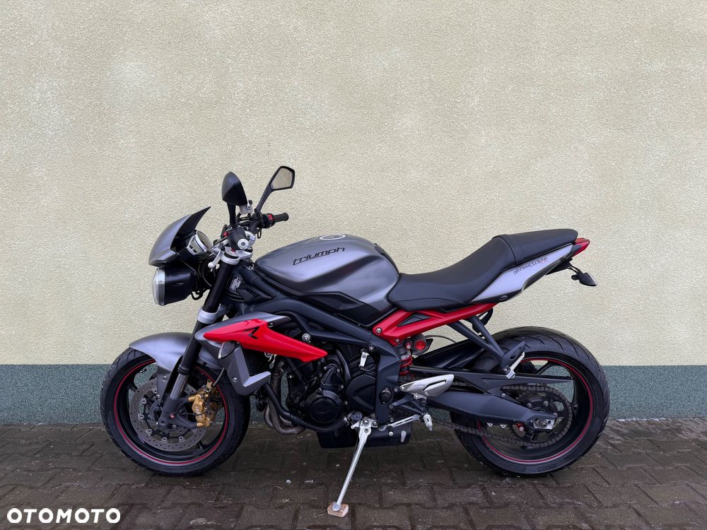 Triumph Street Triple - 24