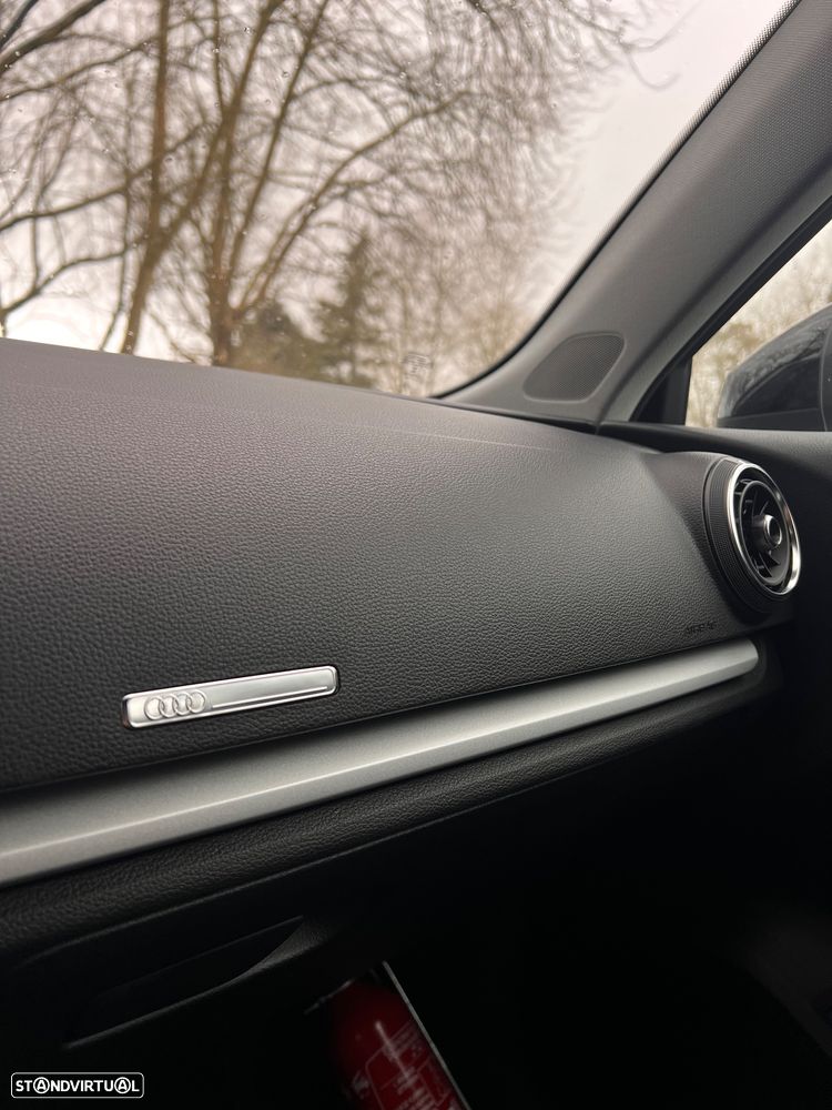 Audi A3 1.6 TDI S-line S tronic - 22