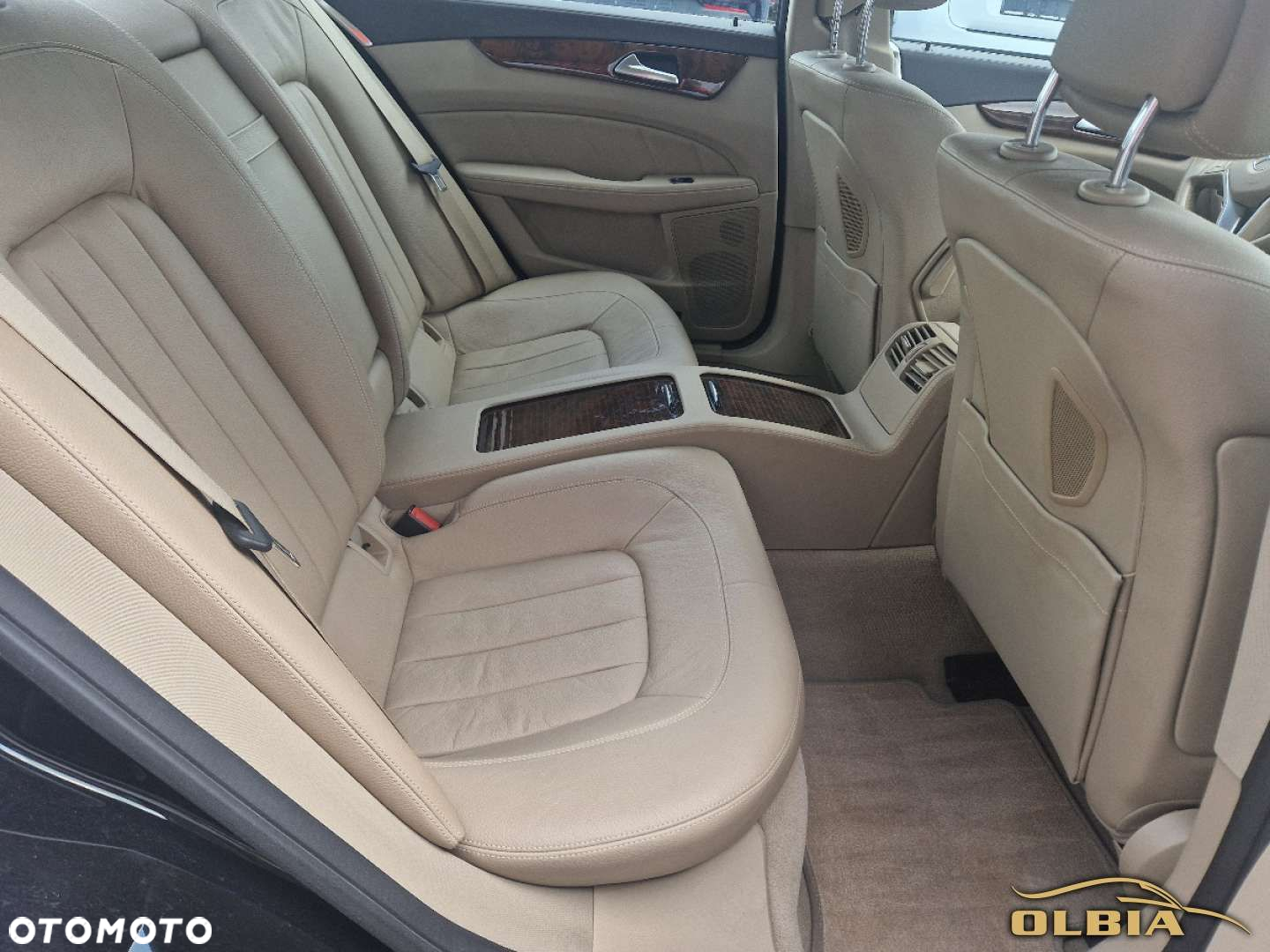 Mercedes-Benz CLS - 23