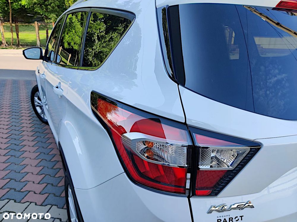Ford Kuga 2.0 TDCi 4x2 Titanium - 27