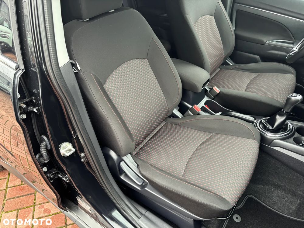 Mitsubishi ASX 1.6 2WD Edition 100+ - 14