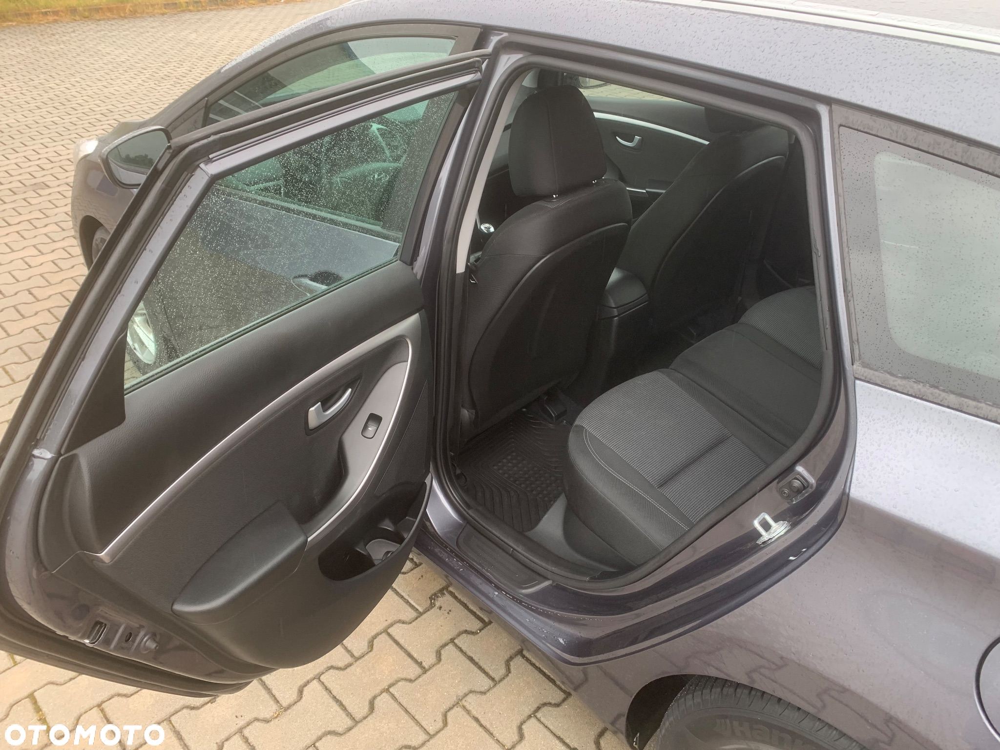 Hyundai i30 1.6 Comfort - 12