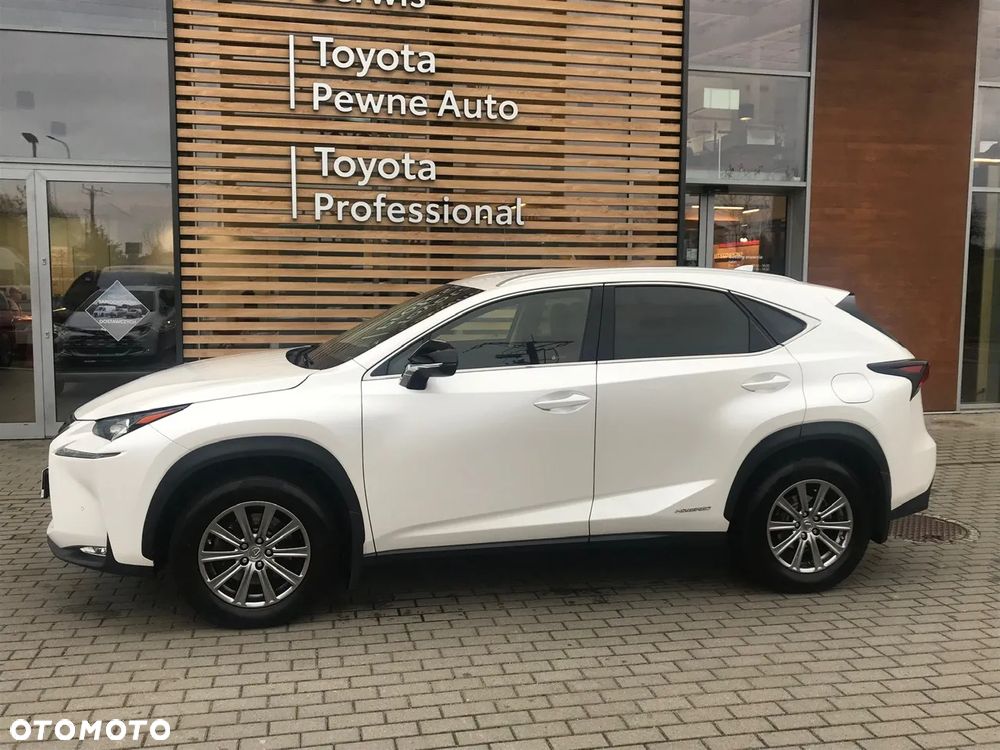 Lexus NX 300h Elite AWD - 3