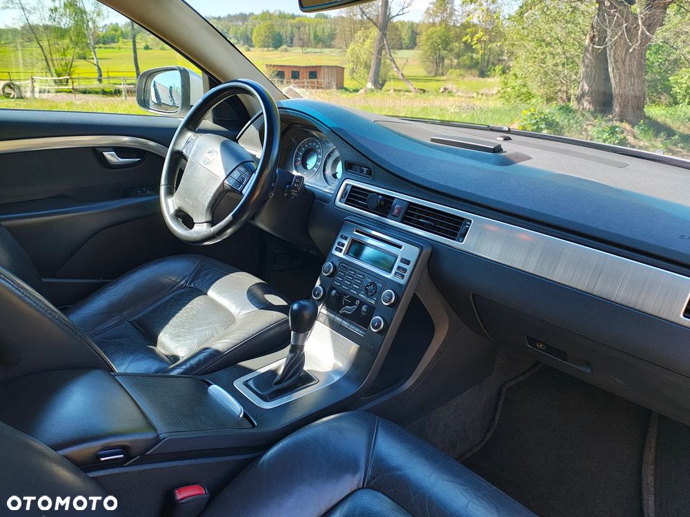 Volvo V70 2.0D Kinetic - 11