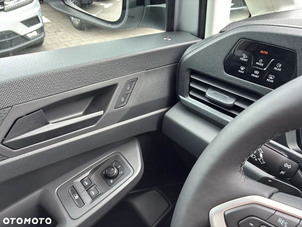 Volkswagen Caddy PanAmericana AUTOMAT 2.0 TDI 122KM, rozstaw osi: 2755 mm - 24