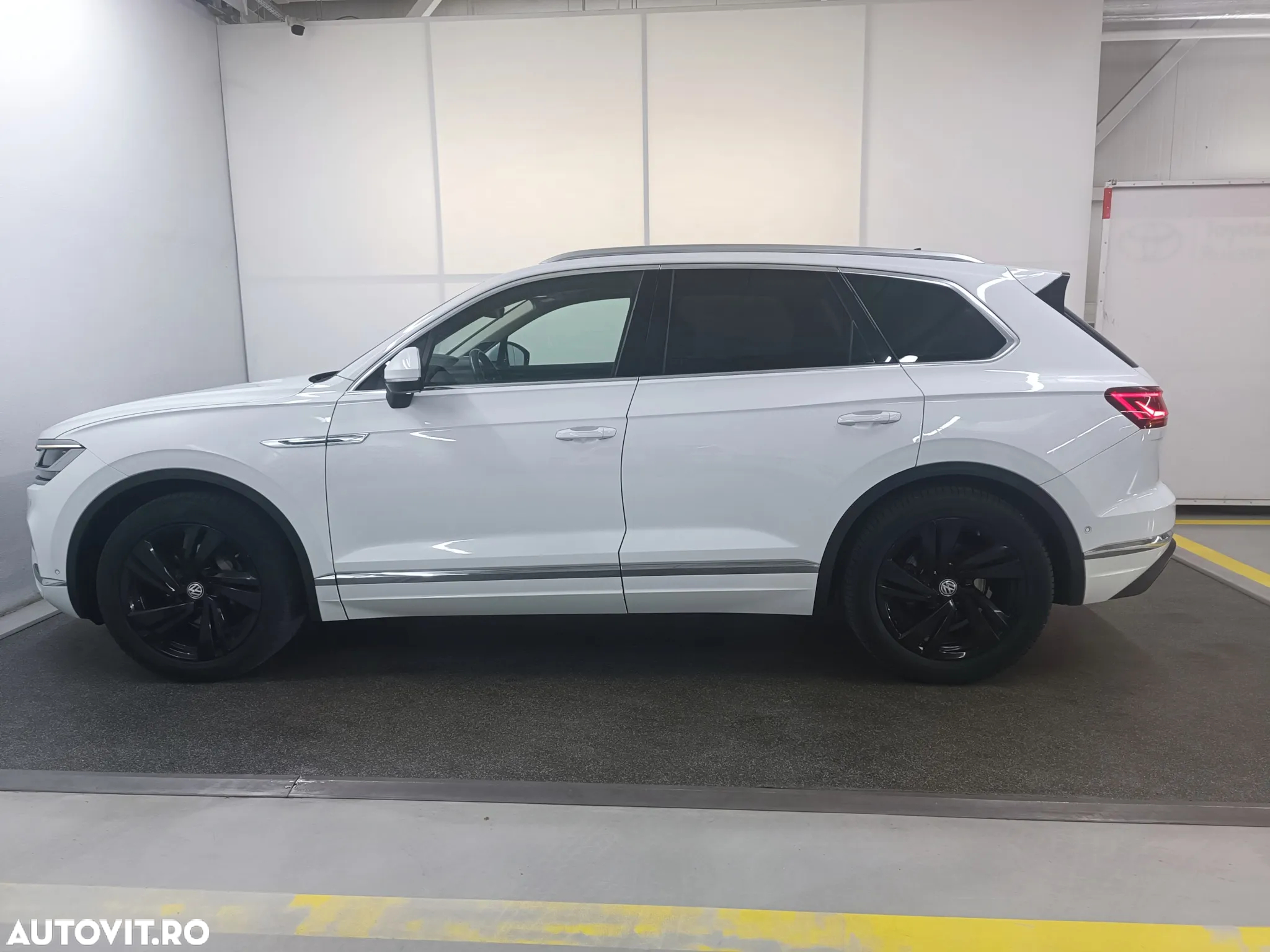 Volkswagen Touareg 3.0 V6 TDI 4Motion DPF Automatik Atmosphere - 2