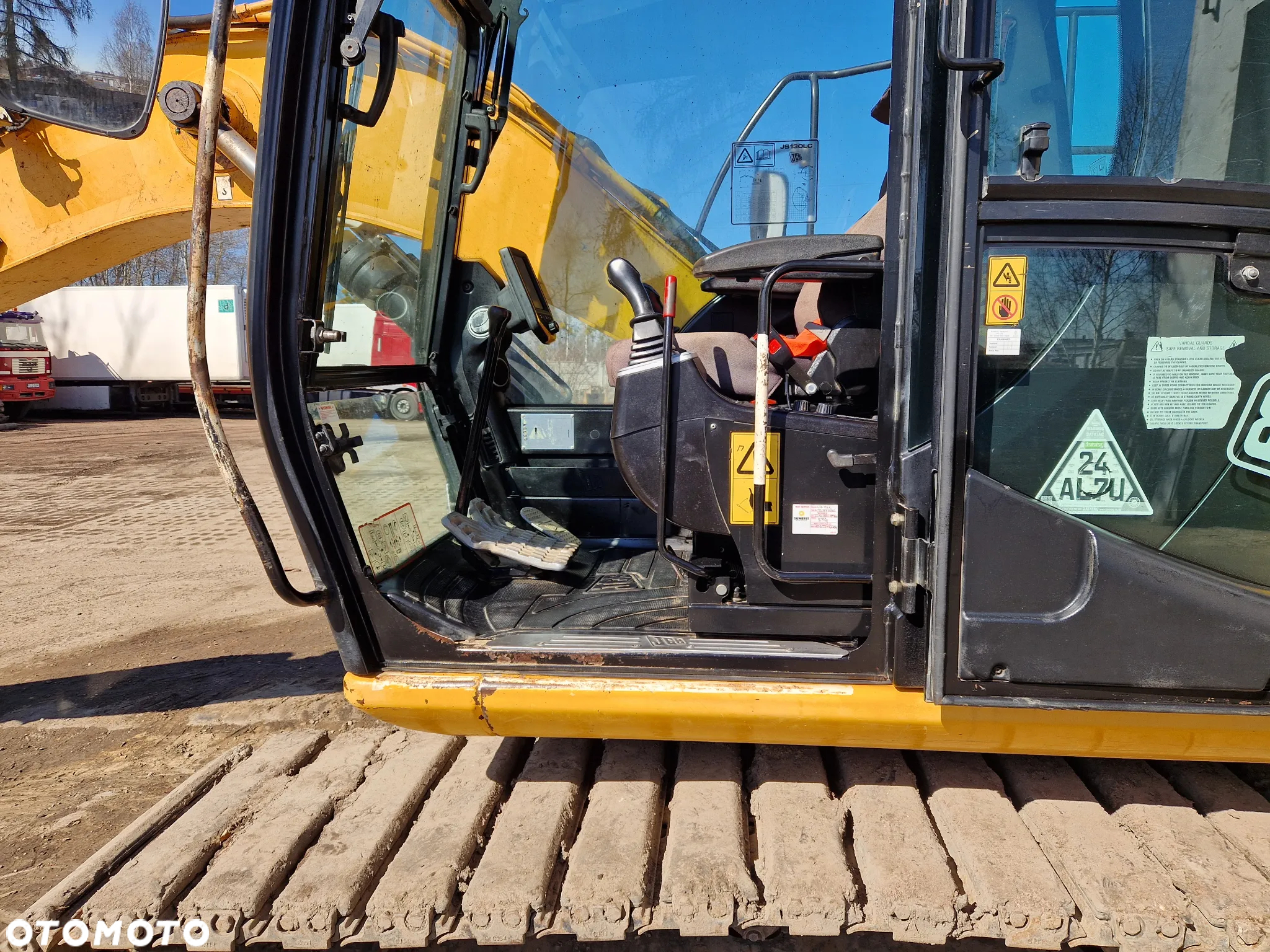 JCB JS130LC T4 - 3