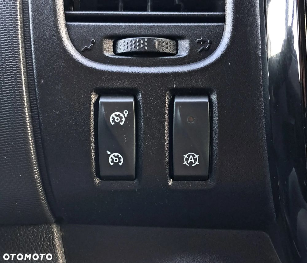 Opel Vivaro - 22