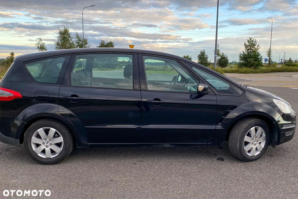 Ford S-Max - 18