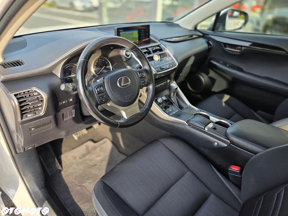 Lexus NX 300h Elegance AWD - 21
