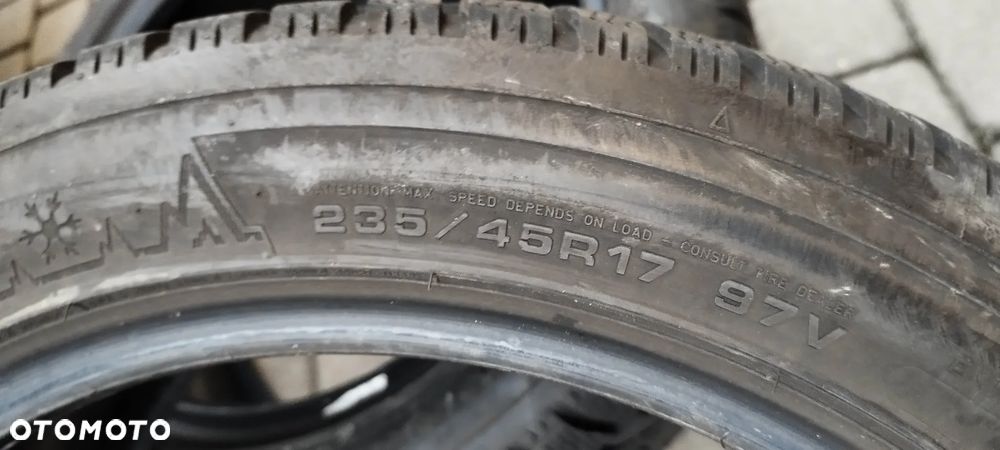235/45/17 dunlop winter sport 5 - 4