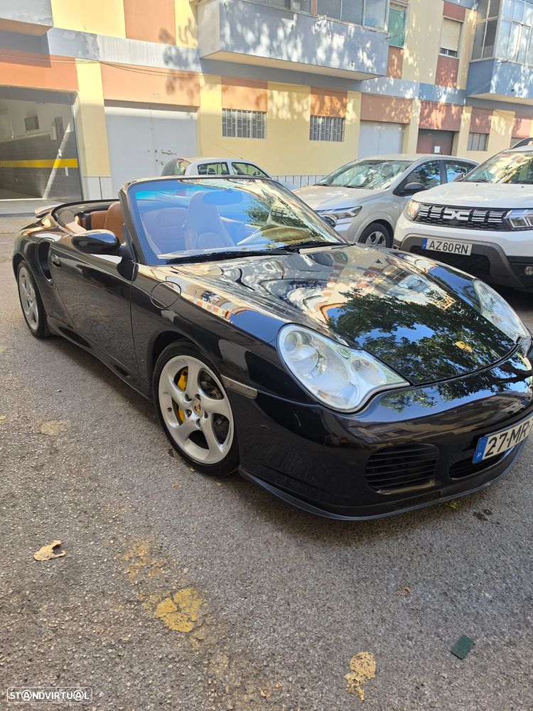 Porsche 911 Série F - 28