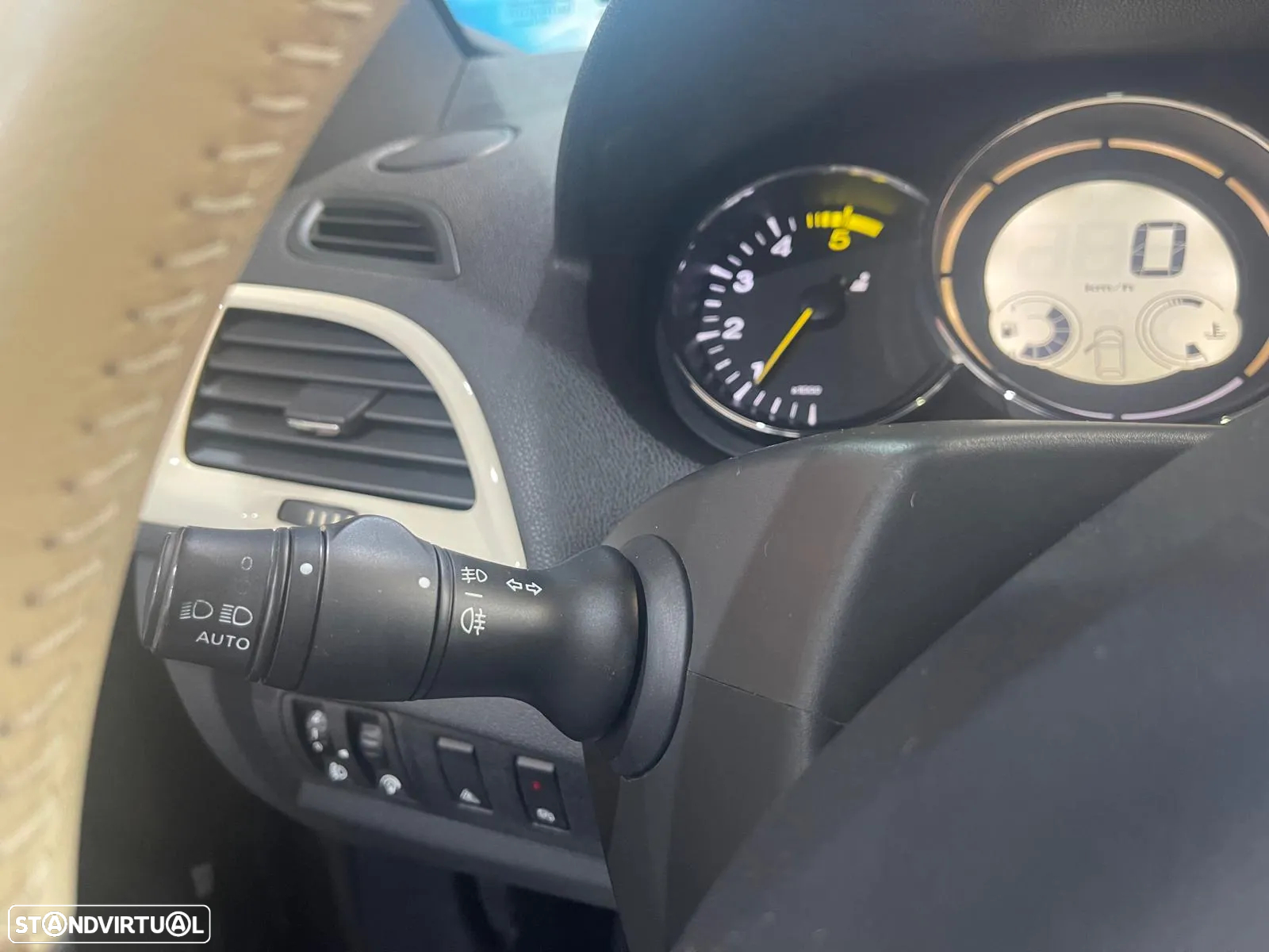 Renault Mégane CC Energy dCi 130 Start & Stop FAP Coupe-Cabri Luxe - 43