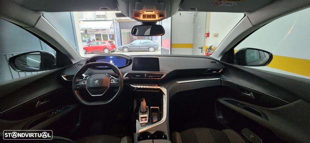 Peugeot 3008 1.2 PureTech Allure Pack EAT8 - 6