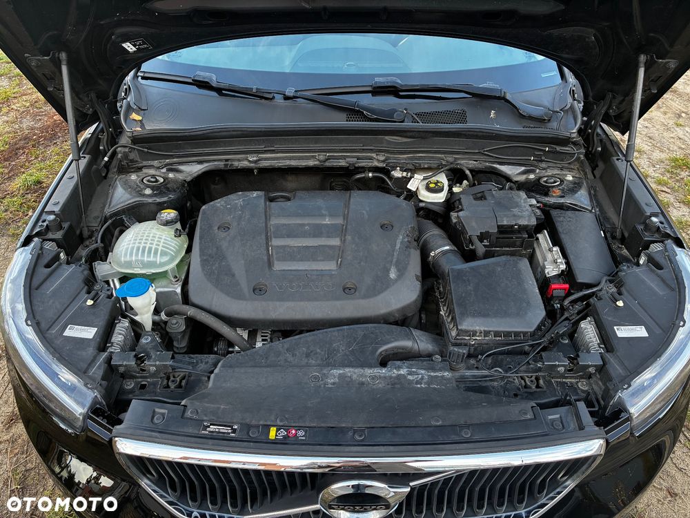 Volvo XC 40 T3 Momentum Core - 10