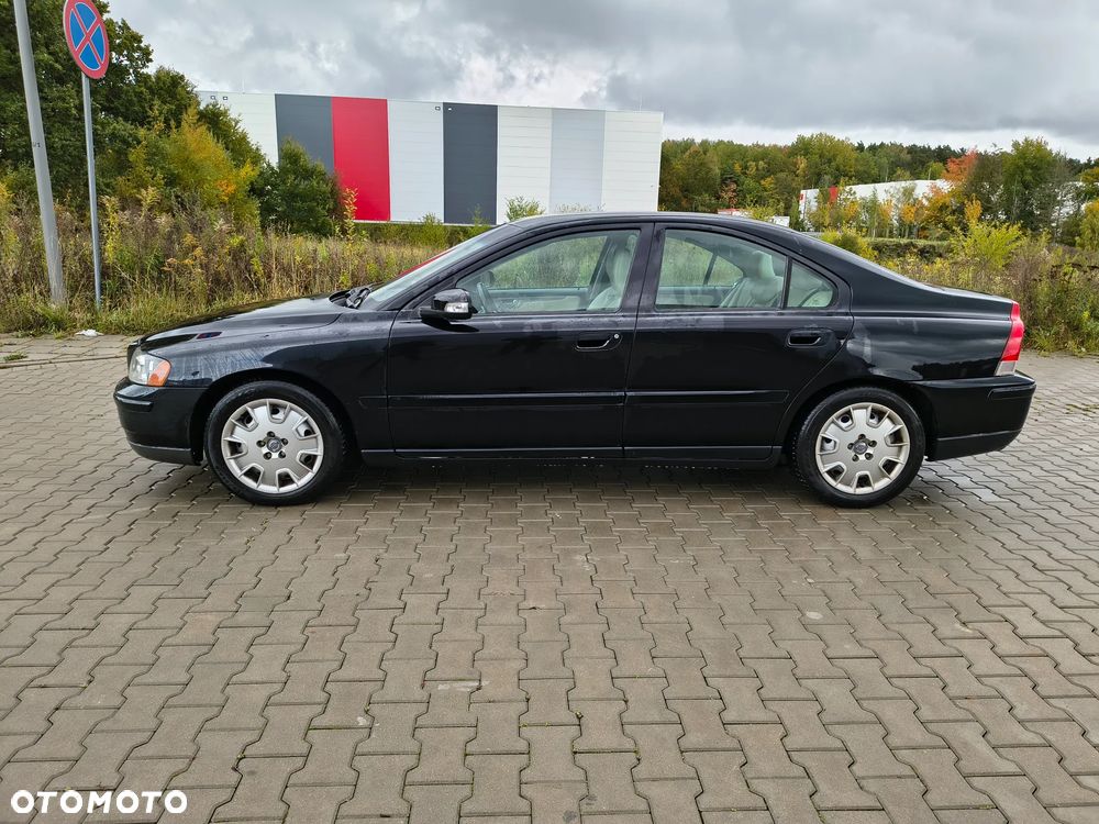 Volvo S60 2.4 Momentum - 8