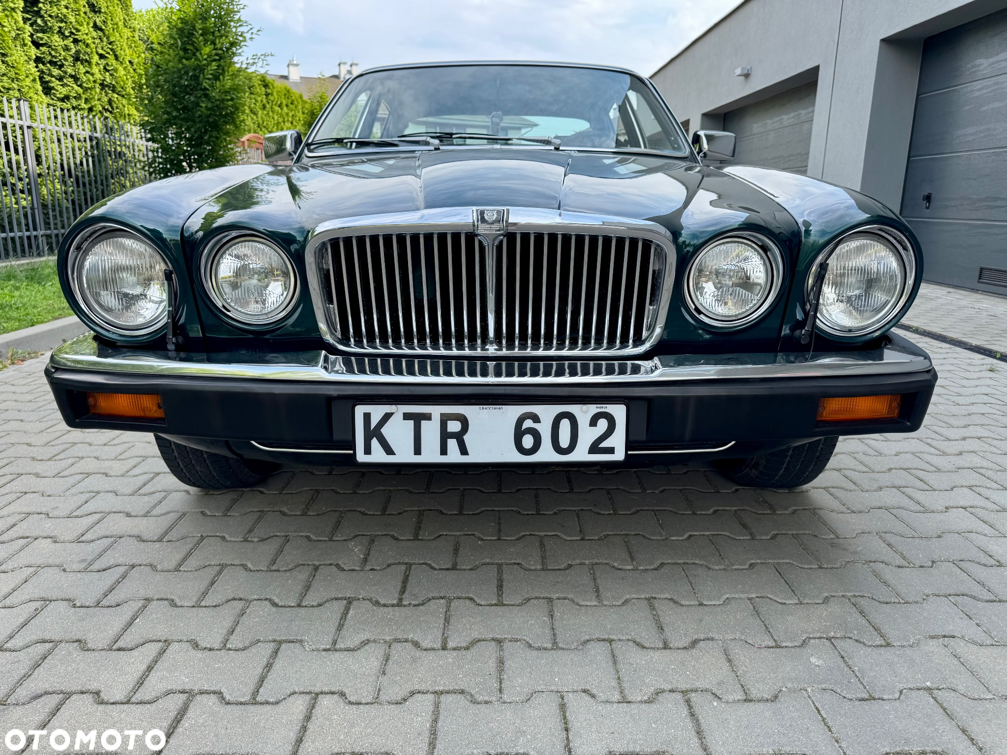 Jaguar XJ - 2