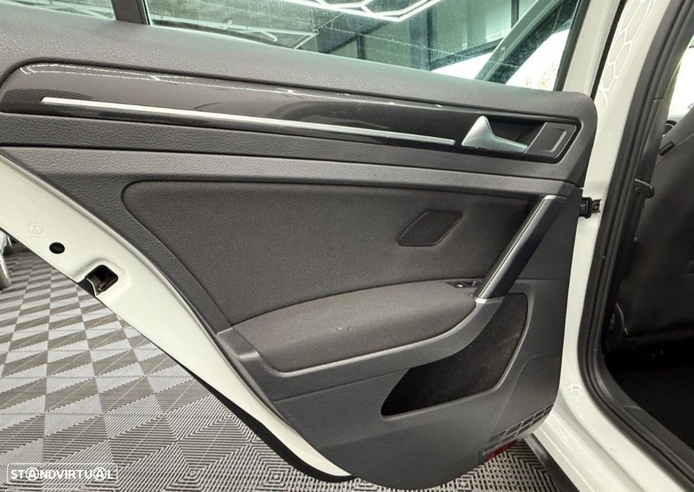 VW Golf 1.4 GTE Plug-in - 21