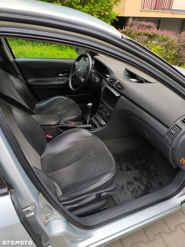 Renault Laguna - 12