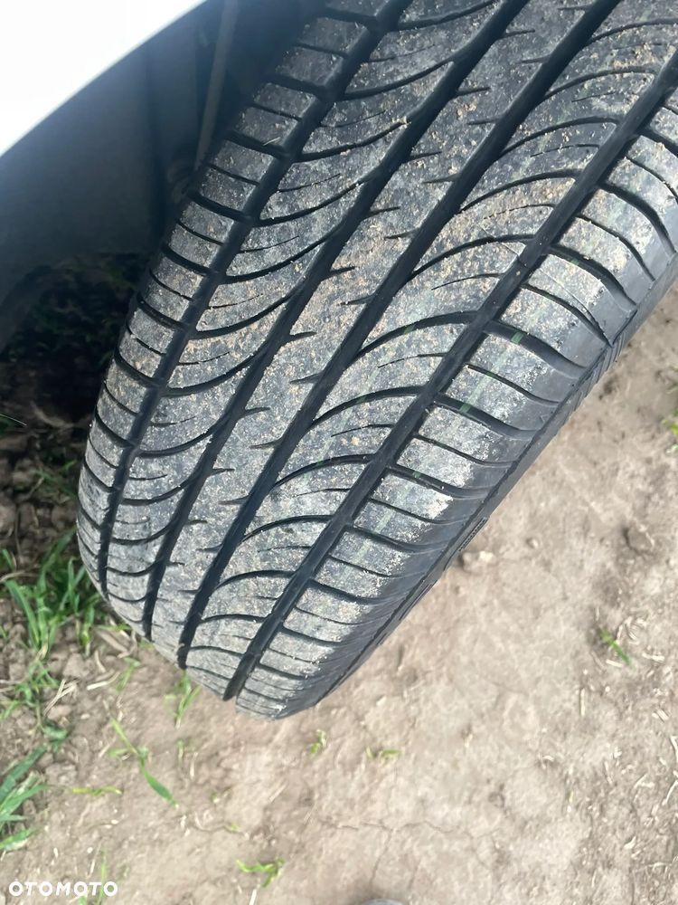 Volkswagen Caddy - 5