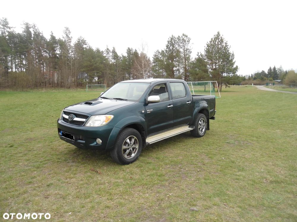 Toyota Hilux 2.5 D-4D DLX