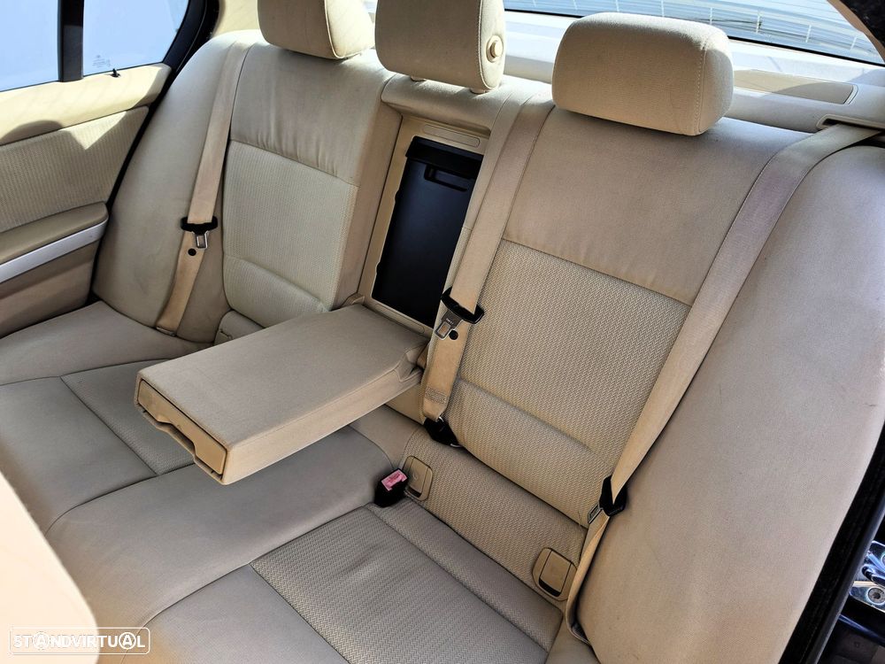 BMW 320 d xDrive - 38