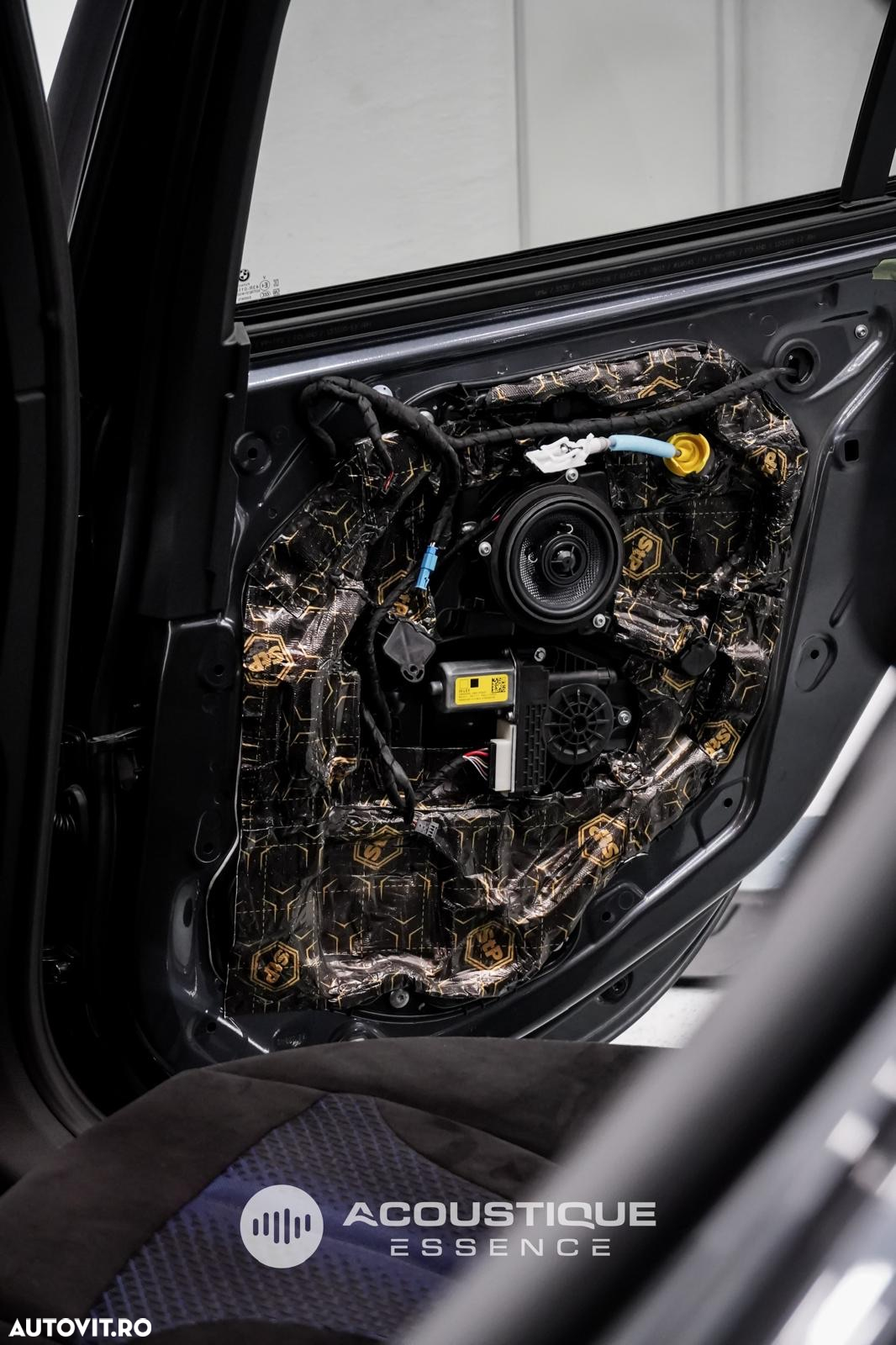 BMW M1 M135i xDrive AT - 16