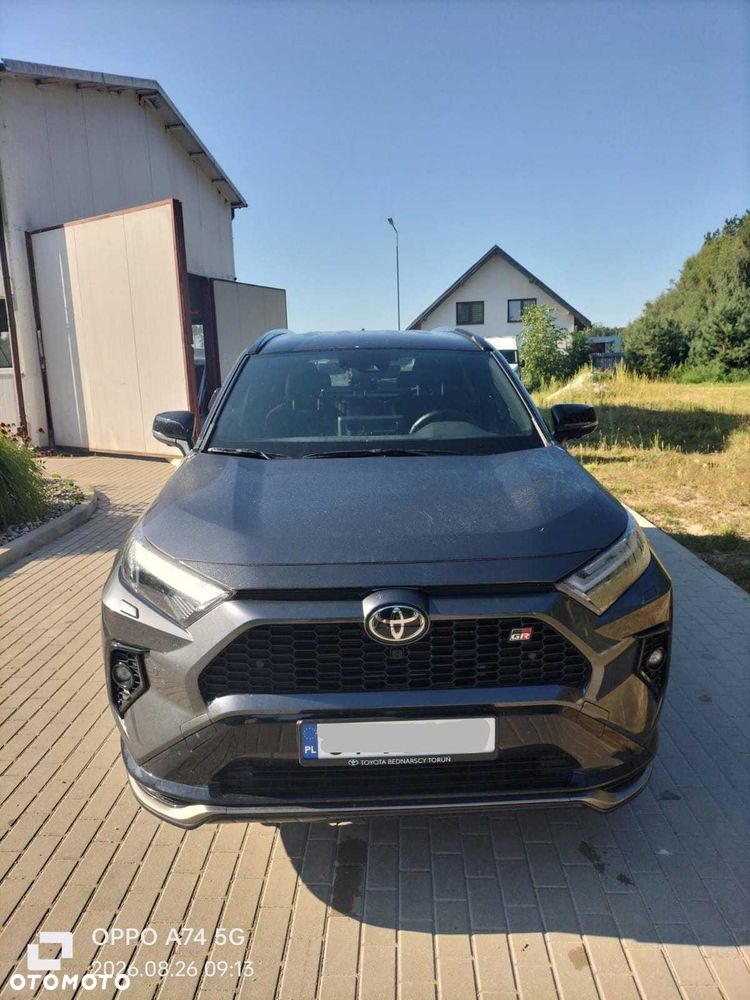 Toyota RAV4 - 1