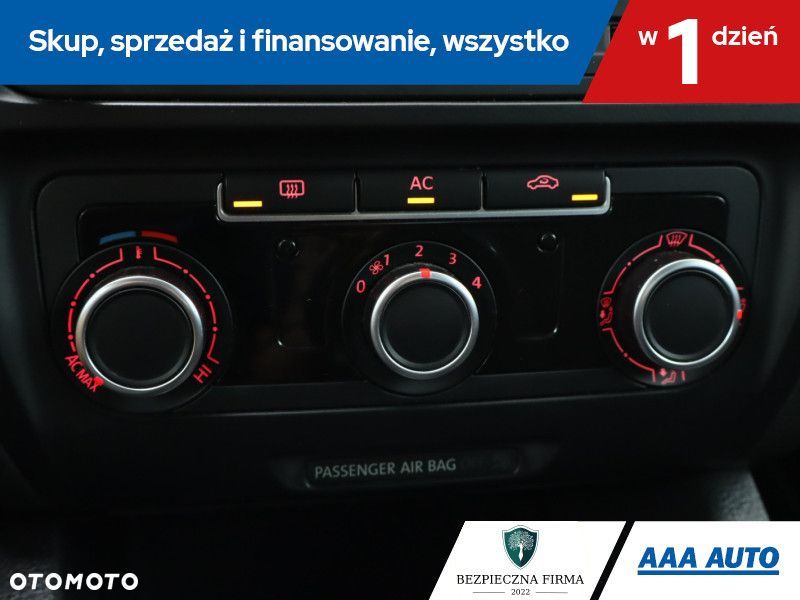 Volkswagen Jetta - 18