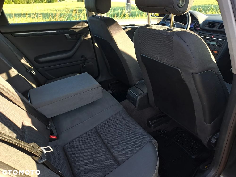 Audi A4 Avant 2 - 6