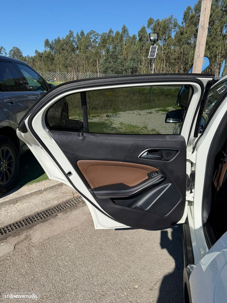 Mercedes-Benz GLA 180 (CDI) d 7G-DCT Style - 7