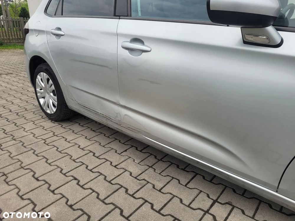Citroën C4 HDi 90 Tendance - 12