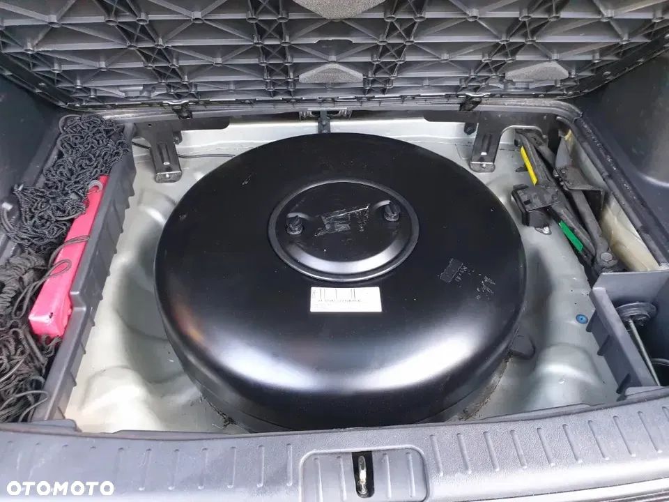 Hyundai Tucson 2.0 2WD GLS - 8