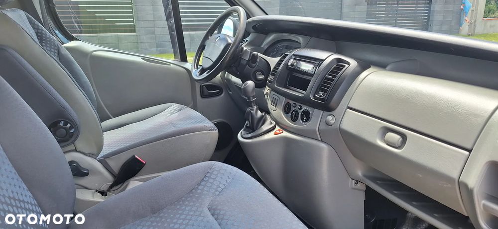 Renault Trafic - 9