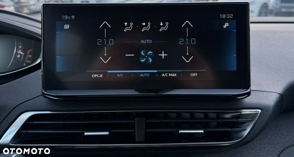 Peugeot 3008 1.5 BlueHDi Allure Pack S&S EAT8 - 37