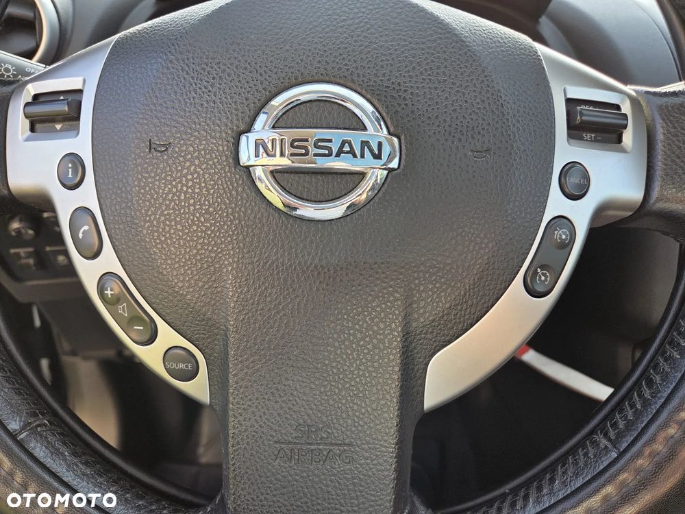 Nissan Qashqai 2.0 360 - 24