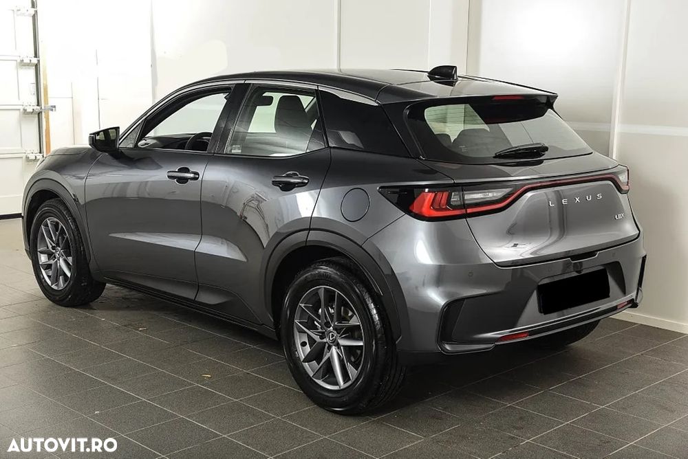 Lexus LBX FWD Cool - 5