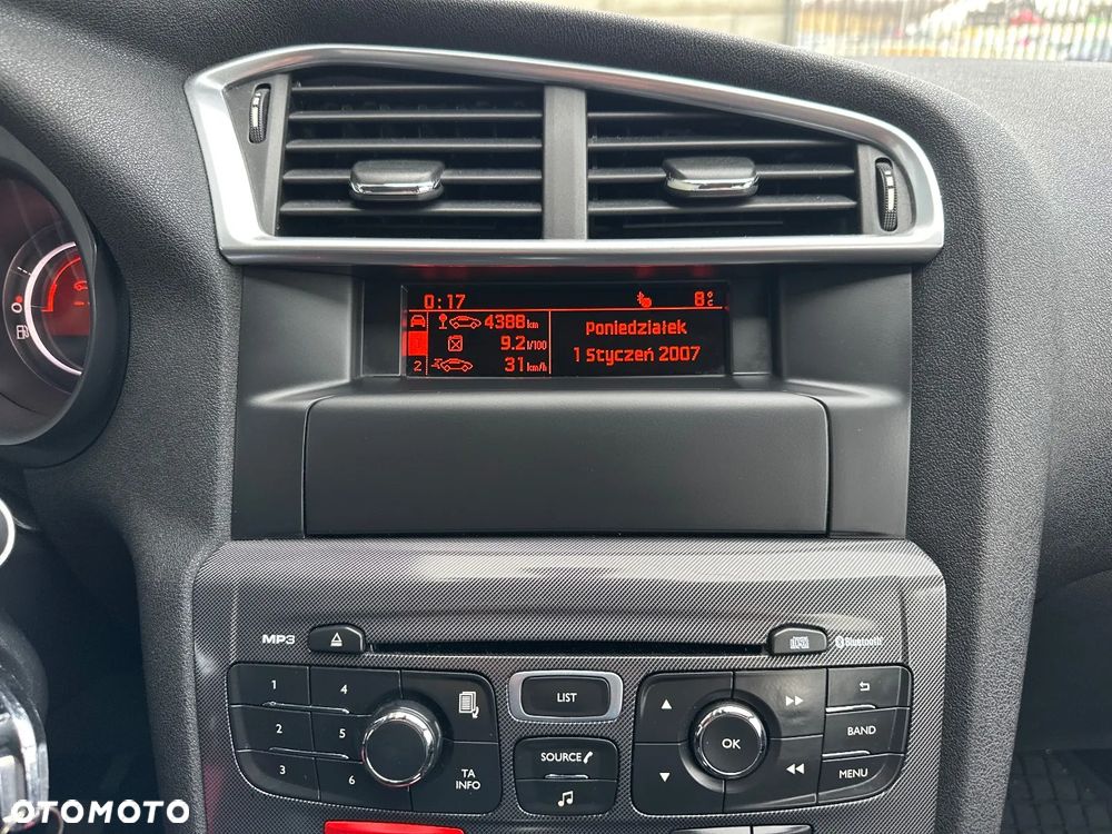 Citroën C4 VTi 120 Exclusive - 13