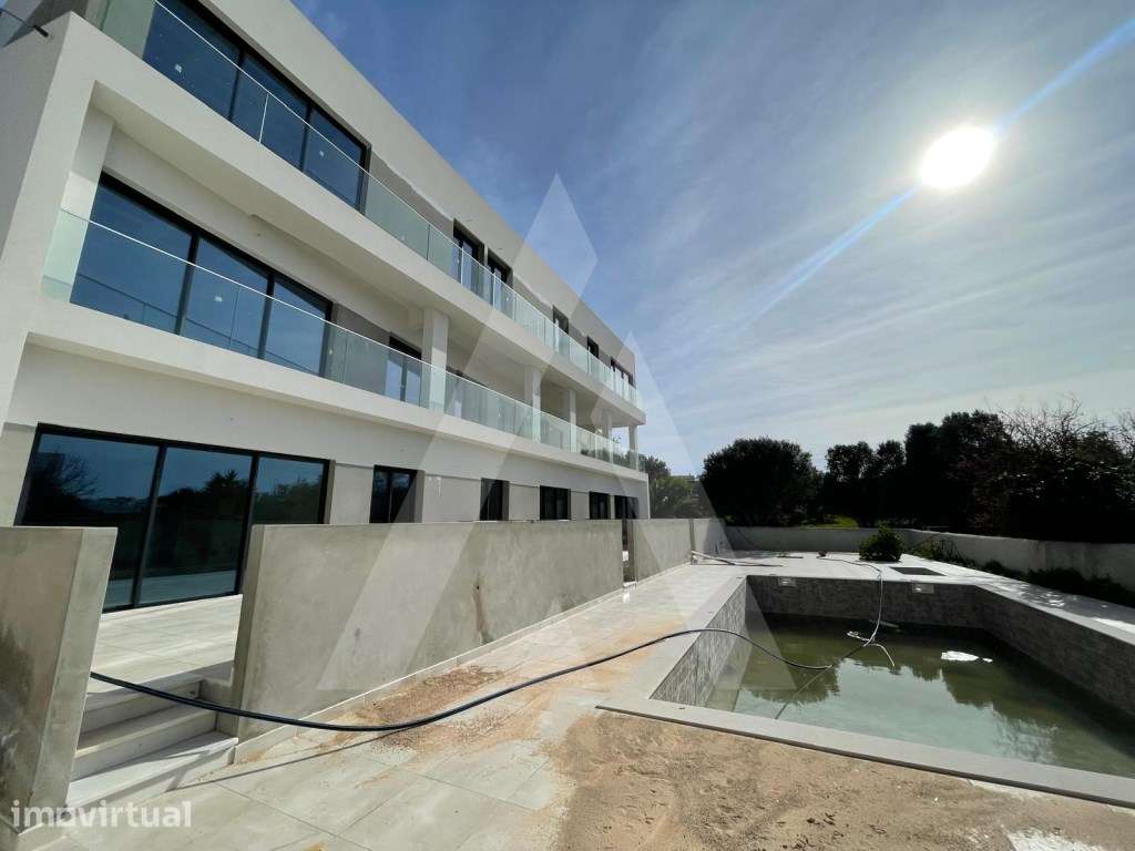 Excelente apartamento T2 no R/C, com terraço e acesso direto para a... - Grande imagem: 4/23
