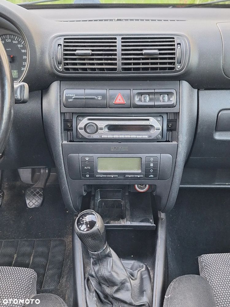Seat Leon 1.6 Stella - 10